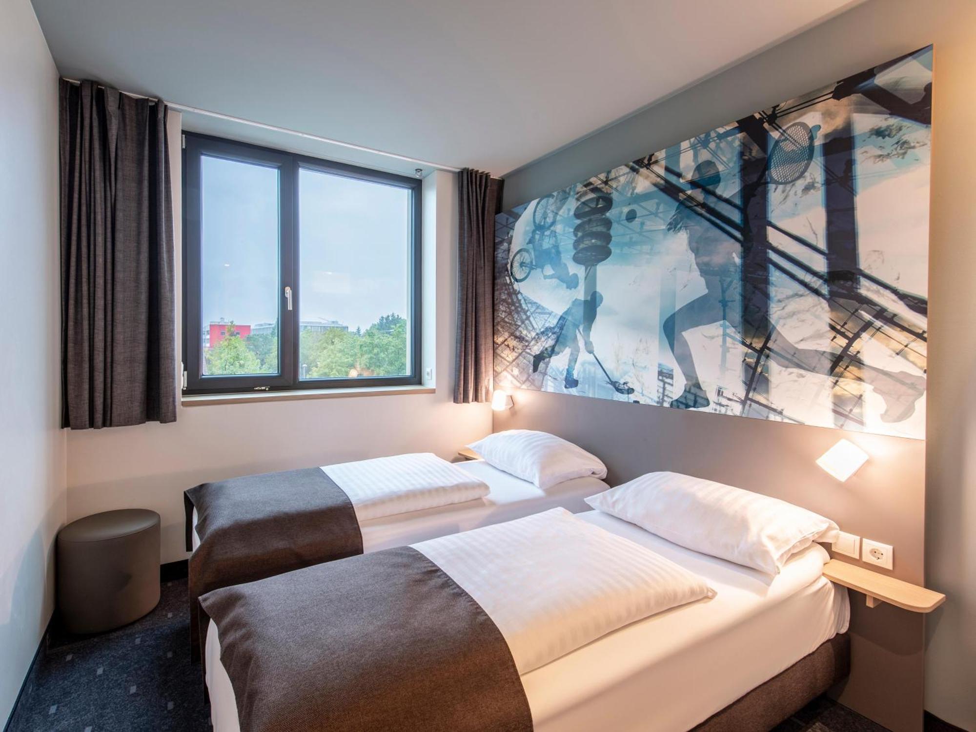B&B Hotel Muenchen-Olympiapark Eksteriør billede