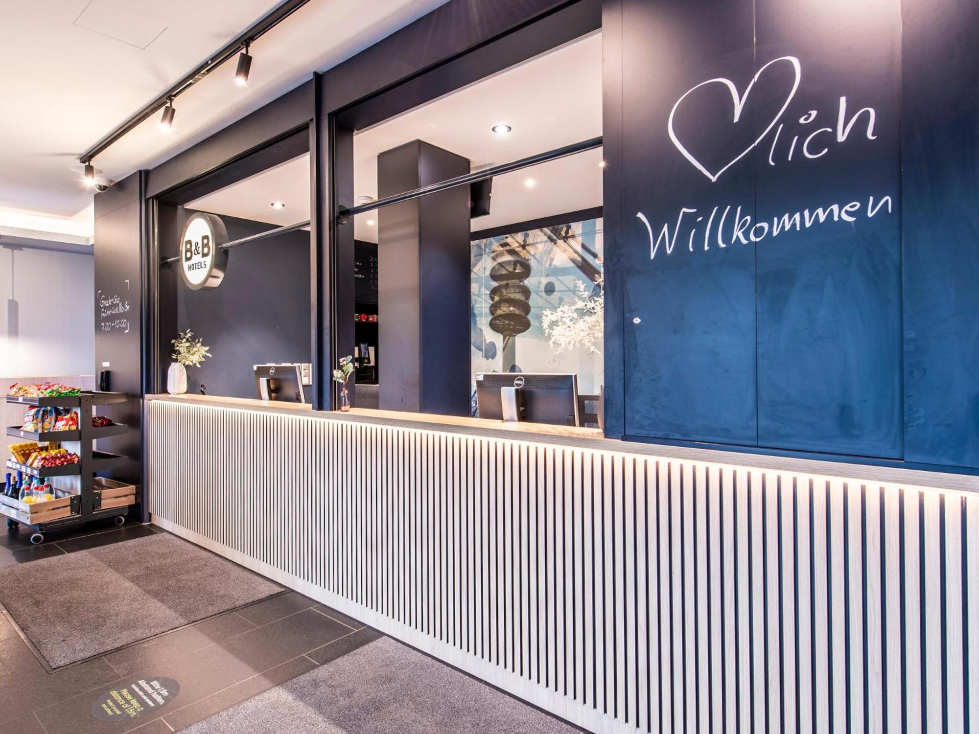 B&B Hotel Muenchen-Olympiapark Eksteriør billede