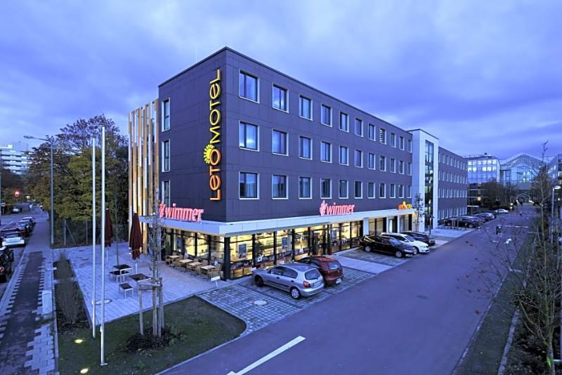 B&B Hotel Muenchen-Olympiapark Eksteriør billede