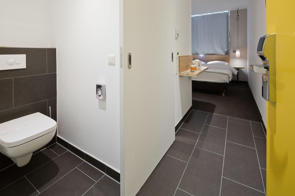 B&B Hotel Muenchen-Olympiapark Eksteriør billede