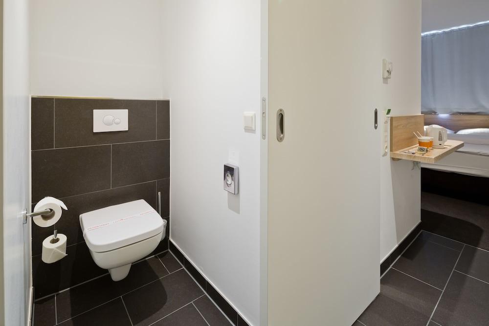B&B Hotel Muenchen-Olympiapark Eksteriør billede